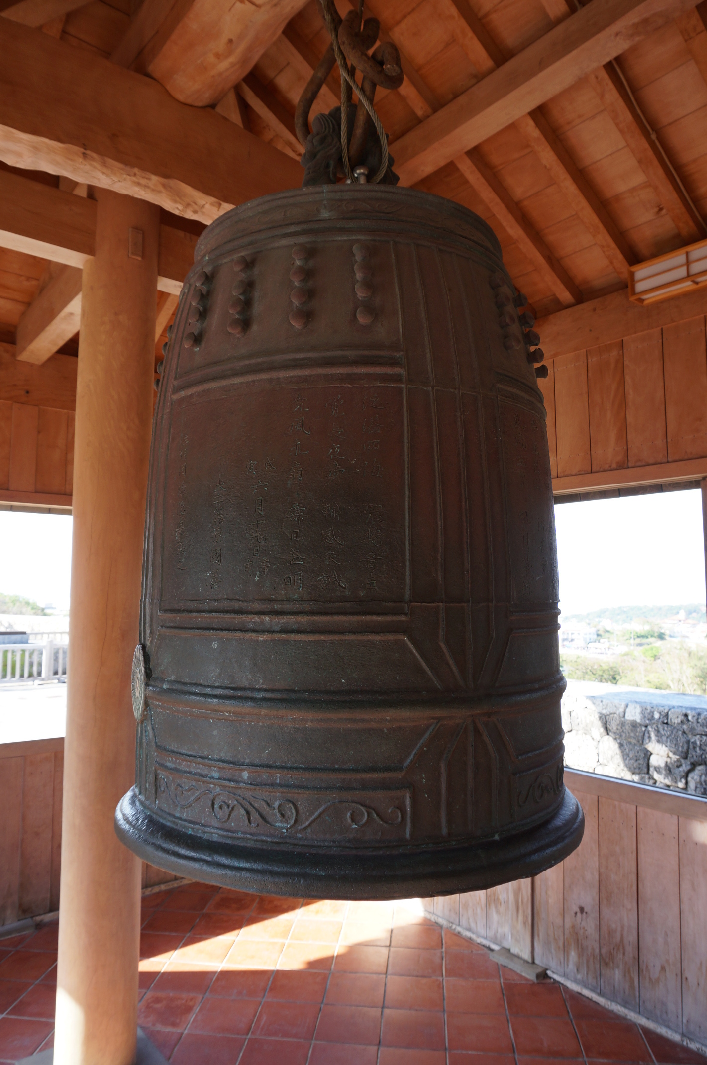 Große Glocke.