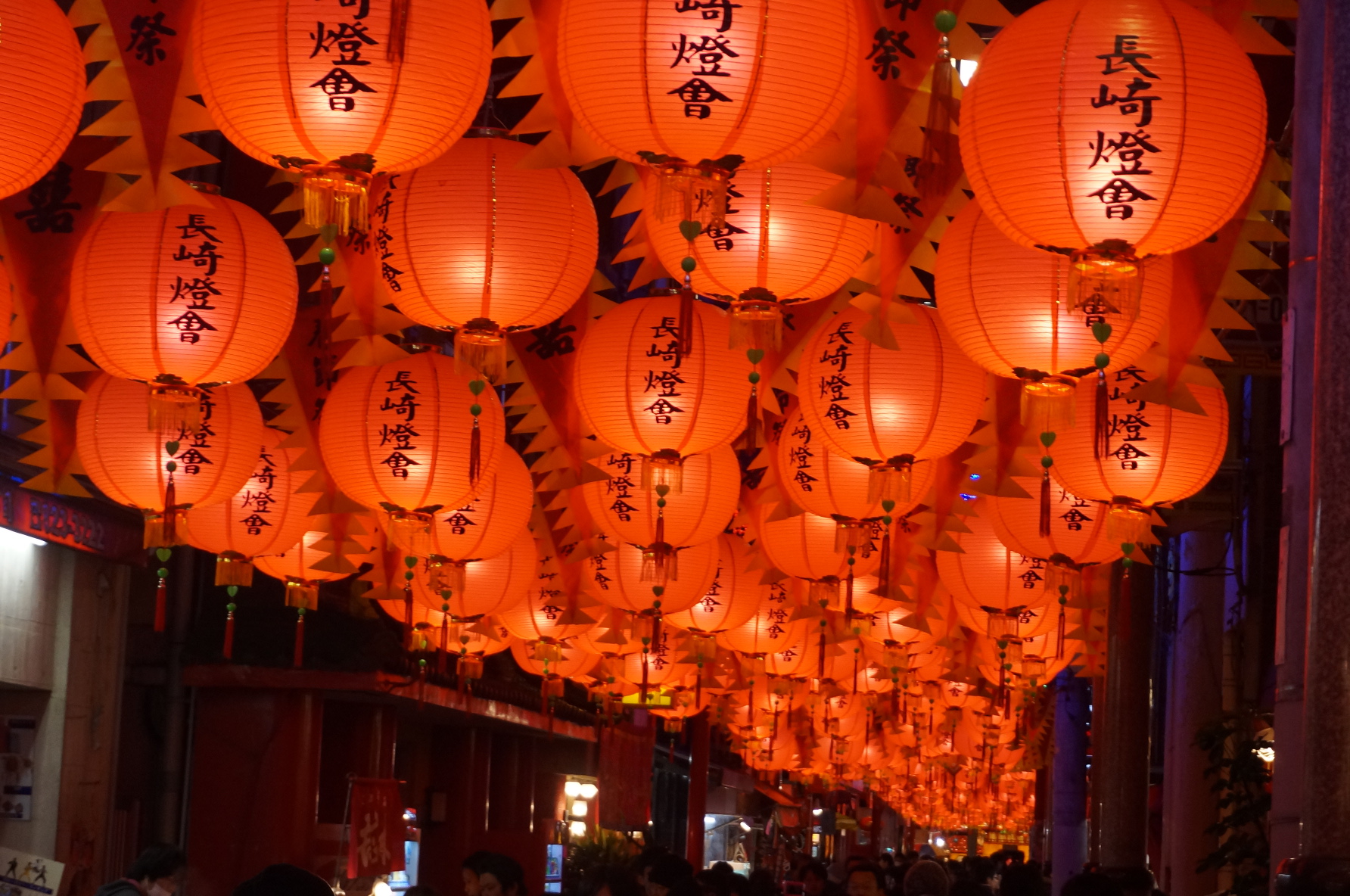 Laternenflut auch in Chinatown.