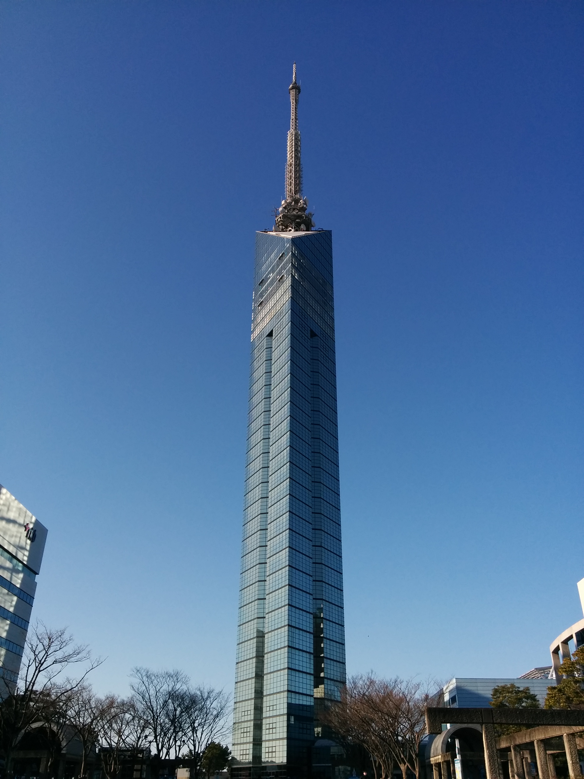 Fukuoka Tower von Außen.