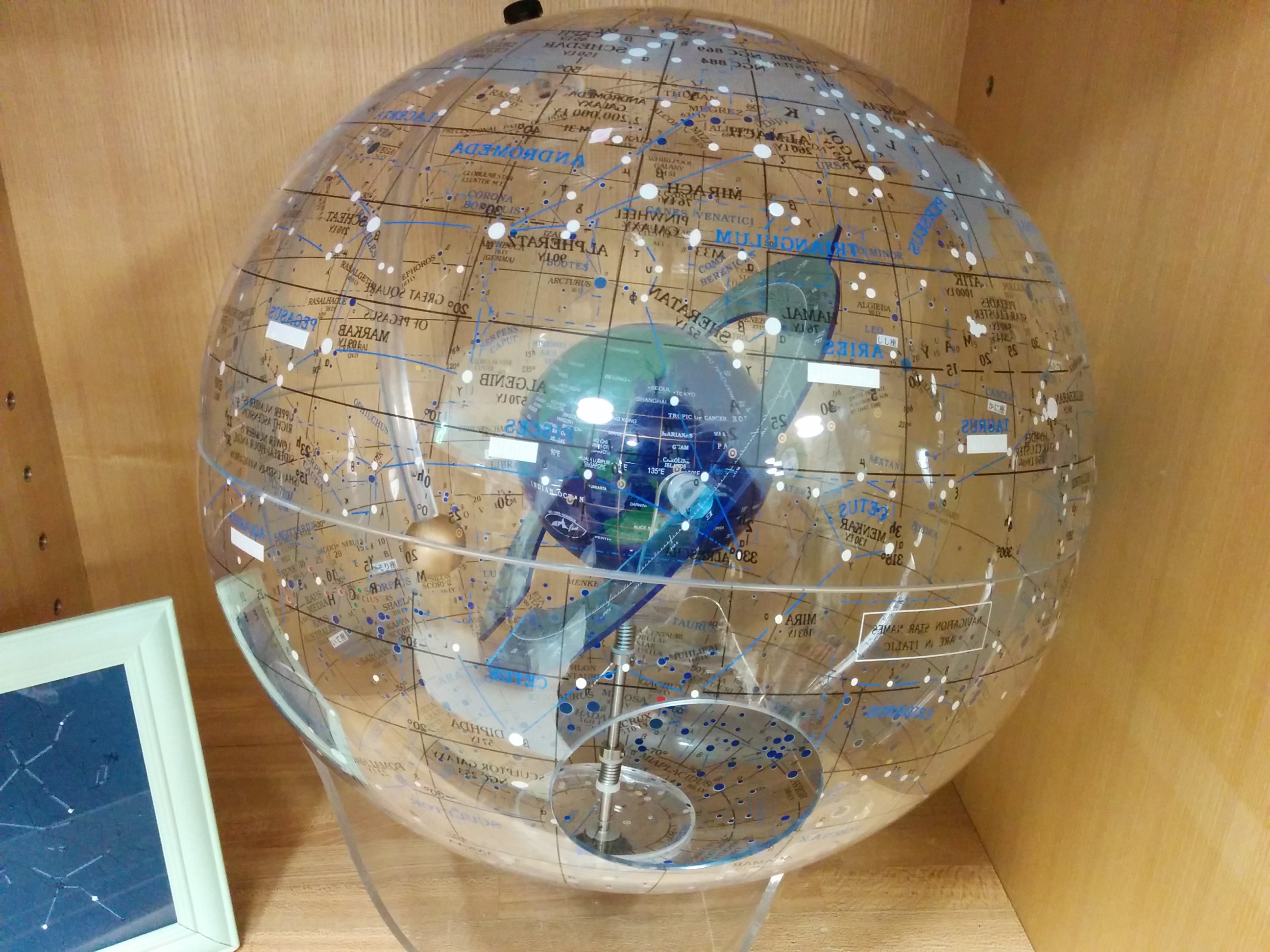 So einen Globus hätte ich gerne :)