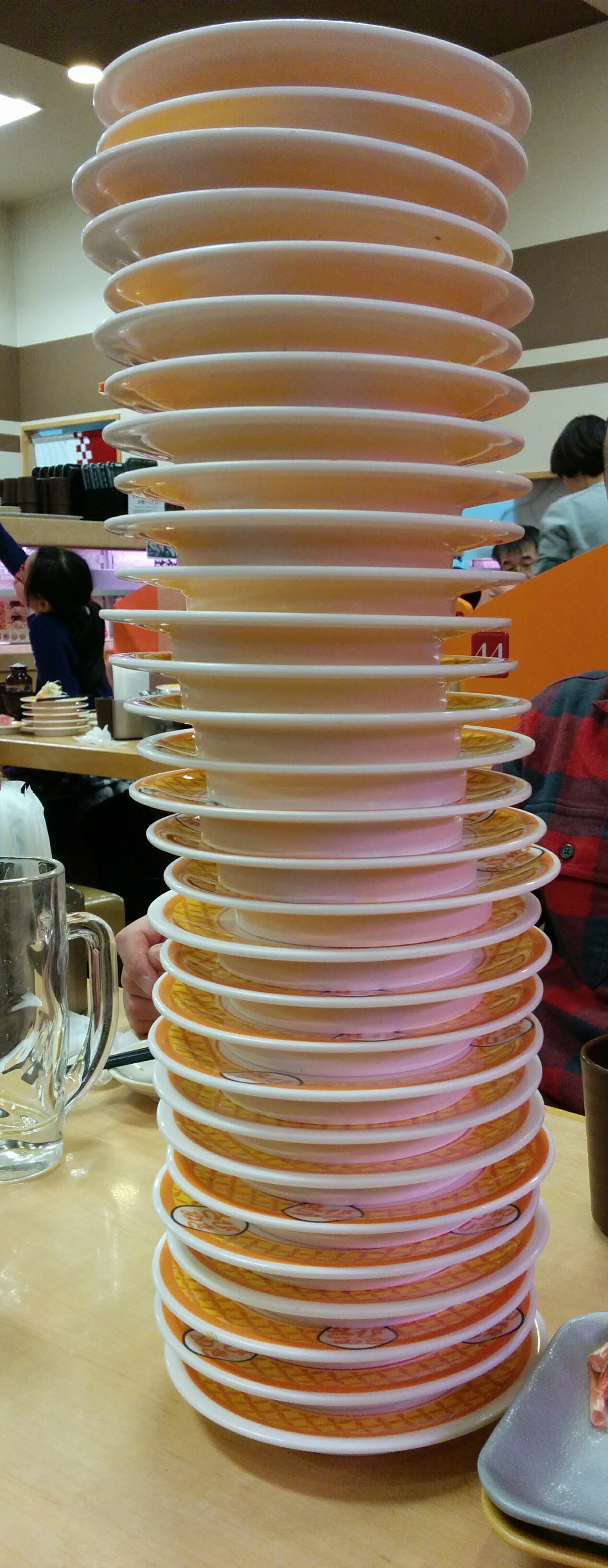 Kaitenzushi Japan-Style! Ich glaube, nur ein Bruchteil ist von mir ^^"