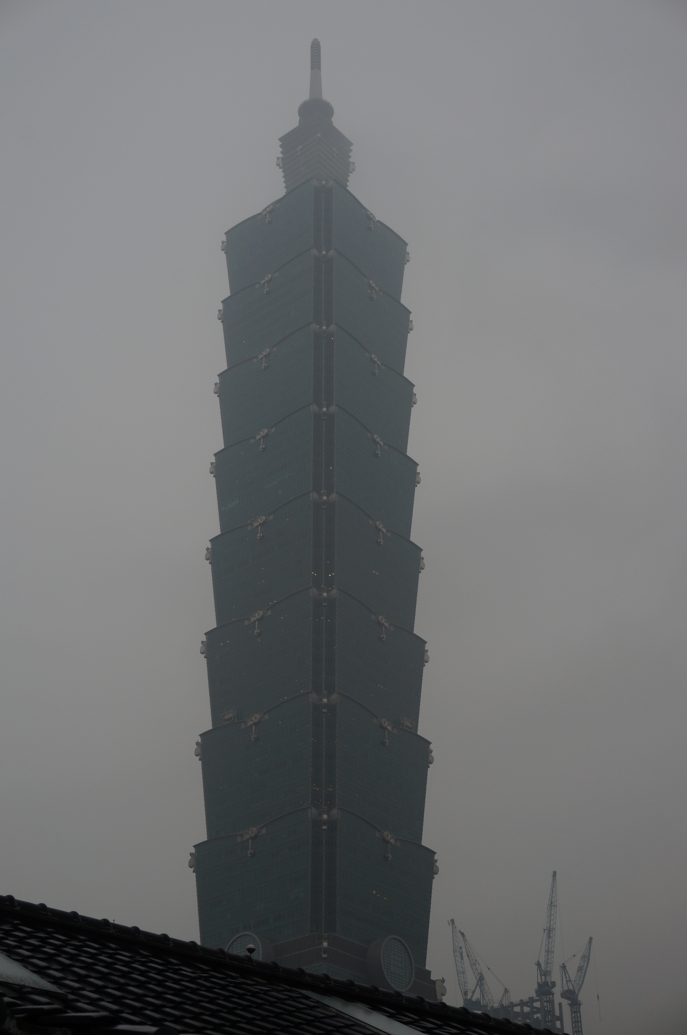 Auch von Außen kein guter Blick auf das Taipeh 101.